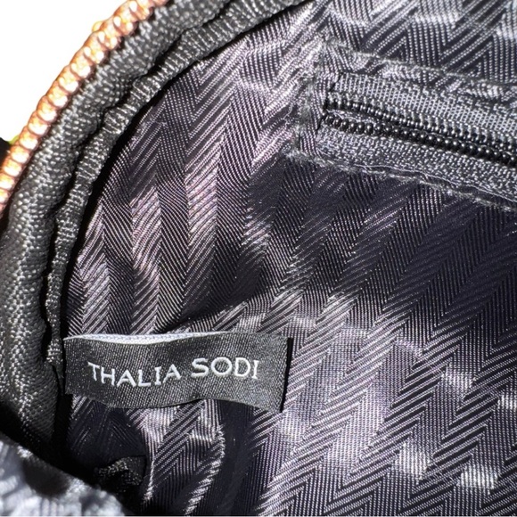 NWOT Thalia Sodi Croc-Embossed Nude Cosmetic Pouch – Effortless Glam - Picture 6 of 7